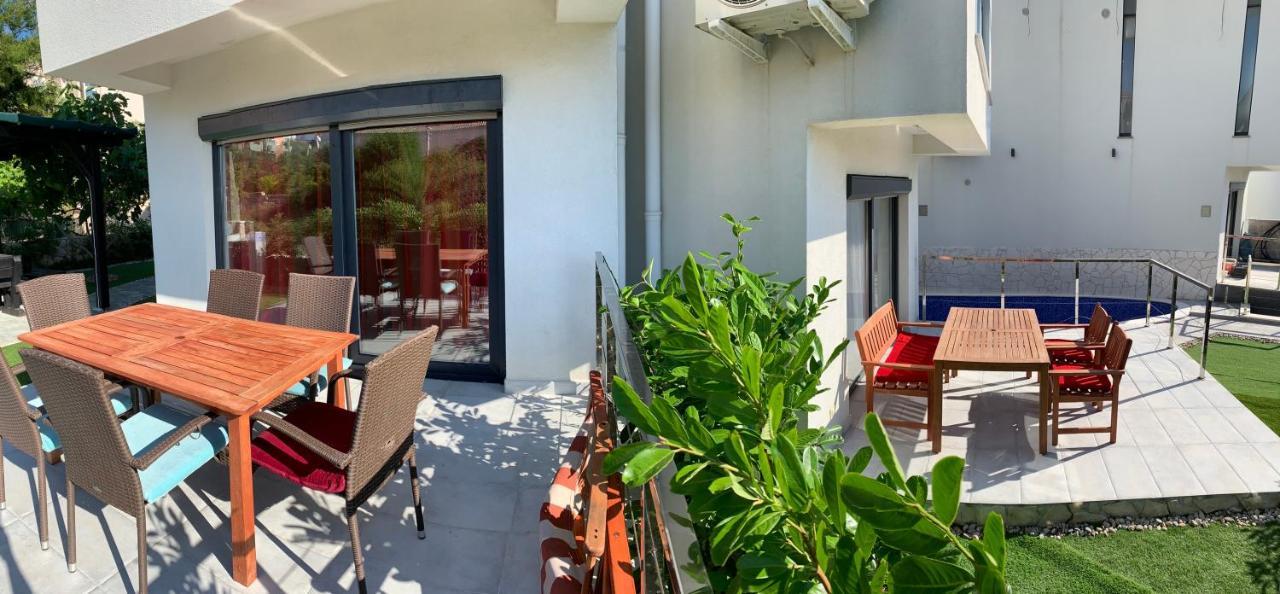 Villa Legacy 2 Novalja Bagian luar foto