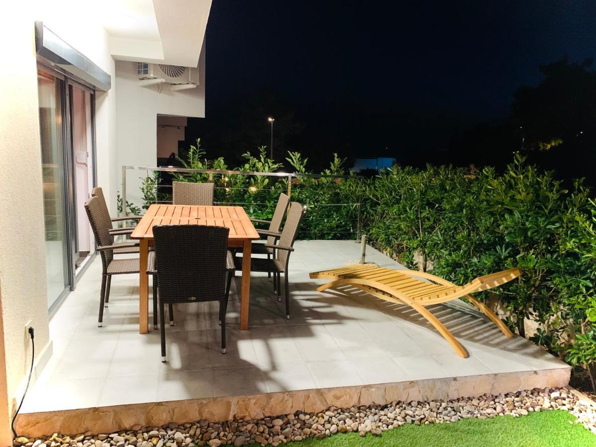 Villa Legacy 2 Novalja Bagian luar foto